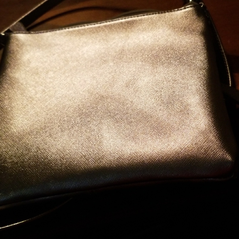 Purse - Picture 3 of 4